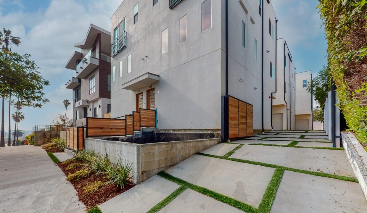 525-N-Normandie-Ave_3