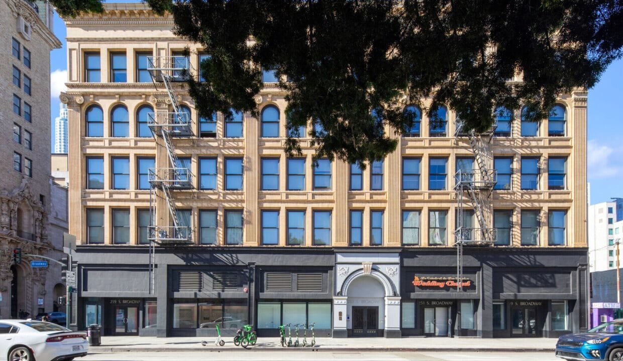 249-259-S-Broadway-Los-Angeles-CA-Building-Photo-2